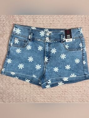 Size 21 Juniors Corset Waist Denim Daisy Shorts